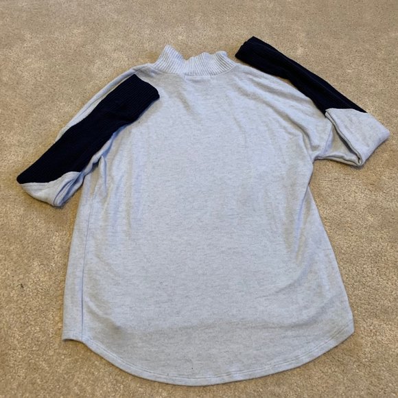 Red Haute NWT Soft Icy Blue and Navy Mock Turtleneck Sweater Size S - Picture 8 of 14